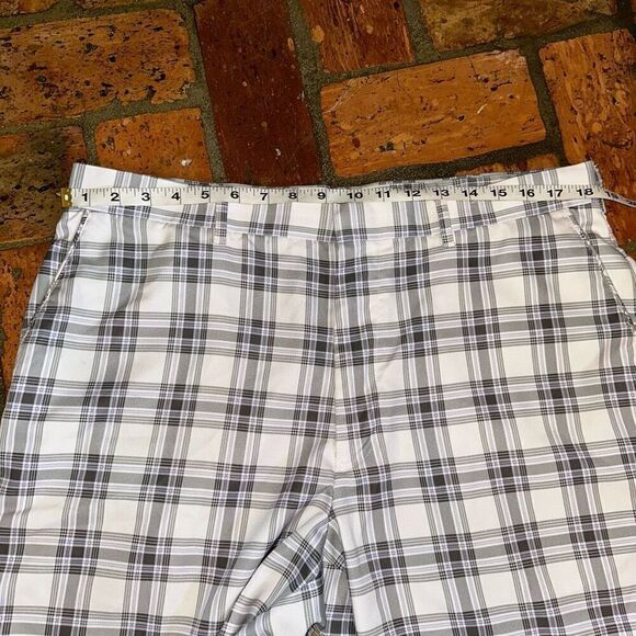 Savane Plaid Flat Front Shorts - Picture 7 of 9